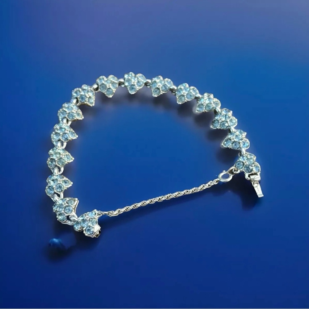 Vtg 1950’s  Bogoff Rhinestone Hearts Bracelet Silver Tone Box Clasp Safety